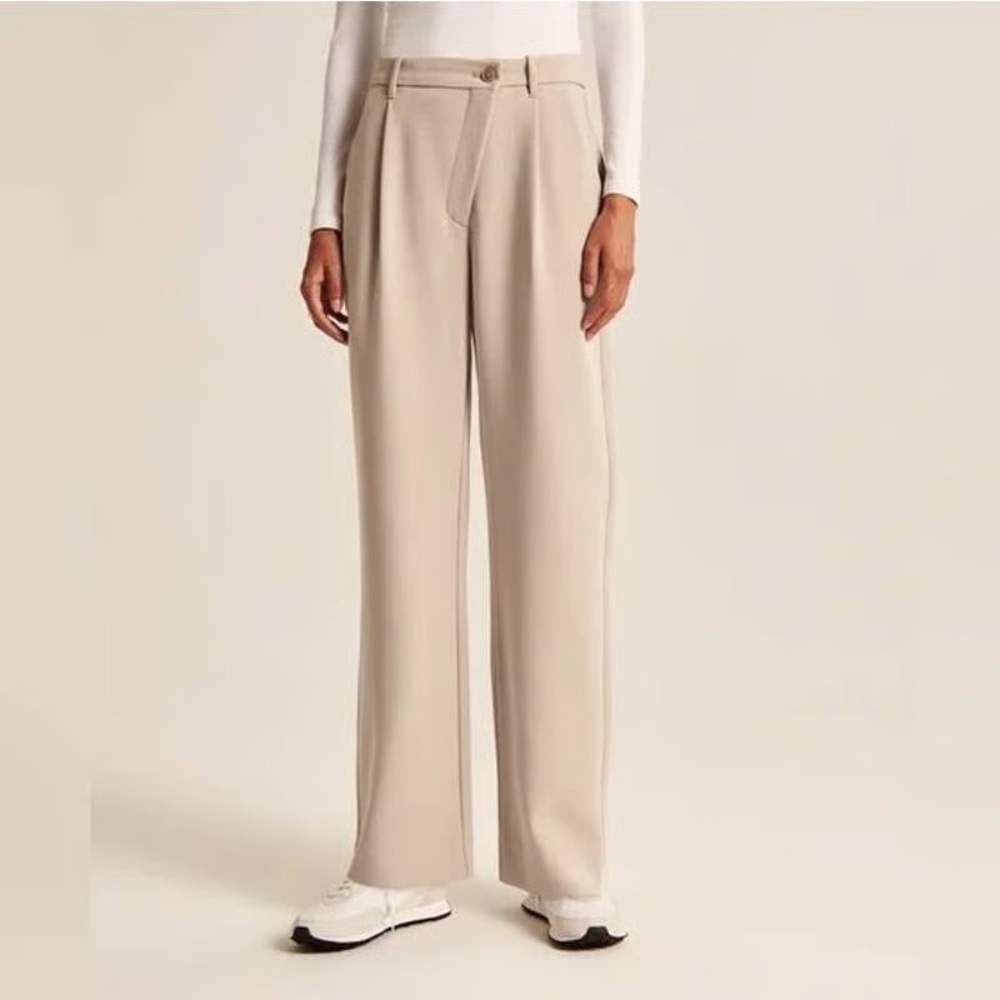 NWT Abercrombie & Fitch Taupe Tailored Relaxed Straight Pants 28 Short Petite